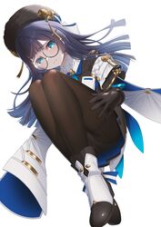  ankle_boots black_gloves black_hat black_pantyhose blue_eyes blue_hair blunt_bangs blunt_ends blush boots coat coat_on_shoulders commentary dot_nose female full_body glasses gloves gold_trim hat hat_tassel highres honkai:_star_rail honkai_(series) knees_up light_smile long_hair looking_at_viewer meda pantyhose pela_(honkai:_star_rail) round_eyewear simple_background solo white_background white_coat white_footwear 