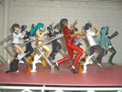  araragi_koyomi bakemonogatari dance dancing feline figma figure hatsune_miku kanbaru_suruga lum michael_jackson miyafuji_yoshika monogatari_(series) shelf strike_witches thriller thriller_(song) urusei_yatsura vocaloid 