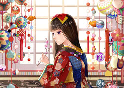  antweiyi backlighting bad_id bad_pixiv_id ball black_hair blue_bow blunt_bangs blurry bow branch commentary daruma_doll day depth_of_field female floral_print flower from_side hairbow hand_up hinamatsuri holding holding_branch holding_flower indoors japanese_clothes kimono light_particles long_hair long_sleeves looking_to_the_side original parted_lips photoshop_(medium) print_kimono purple_eyes red_bow red_kimono solo tassel temari_ball unmoving_pattern upper_body wide_sleeves window yellow_bow 