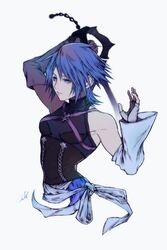  aqua_(kingdom_hearts) arm_up blue_eyes blue_hair breasts breasts_apart chains cropped_torso detached_sleeves female fingerless_gloves gloves hair_between_eyes holding holding_sword holding_weapon kingdom_hearts long_sleeves medium_breasts mim_(mimya0600) parted_lips rainfell short_hair signature simple_background solo spiked_hair sword weapon white_background white_gloves white_sleeves 