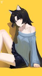  absurdres animal_ear_fluff animal_ears arknights bare_shoulders black_hair black_skirt brown_eyes closed_mouth collarbone commentary_request dog_ears facial_mark feet_out_of_frame female forehead_mark grey_sweater highres knee_up long_hair long_sleeves noraesei off-shoulder_sweater off_shoulder parted_bangs puffy_long_sleeves puffy_sleeves saga_(arknights) shadow signature simple_background skirt sleeves_past_wrists solo sweater very_long_hair yellow_background 