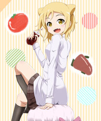  :d black_socks blonde_hair brown_skirt commentary_request cone_hair_bun demi-chan_wa_kataritai double_bun drink drinking_straw female hair_bun highres kneehighs looking_at_viewer negi_toro oerba_yun_fang open_mouth pleated_skirt shirt sitting skirt smile socks solo striped striped_background takanashi_hikari tomato vampire yellow_eyes 