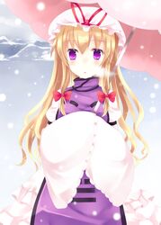  ajiriko bad_id bad_pixiv_id banned_artist blonde_hair blush bow breath cloud cloudy_sky cold dress hairbow hands_in_opposite_sleeves hat hat_ribbon juliet_sleeves long_hair long_sleeves looking_at_viewer mob_cap puffy_sleeves purple_eyes ribbon simple_background sky snow snowing solo tabard touhou trigram umbrella winter yakumo_yukari 