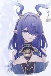  bare_shoulders blue_eyes blue_hair commentary female genshin_impact hair_intakes hair_over_one_eye highres horns lauma_(genshin_impact) long_hair looking_at_viewer pointy_ears smile solo suwa_(swk_kkk) upper_body 