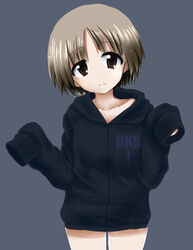  brown_eyes brown_hair casual closed_mouth commentary cowboy_shot female fujimaru_arikui girls_und_panzer grey_background head_tilt highres hood hood_down hoodie long_sleeves looking_at_viewer maruyama_saki no_pants one-hour_drawing_challenge print_shirt shirt short_hair simple_background sleeves_past_fingers sleeves_past_wrists smile solo 