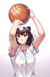  action alternate_costume animal_ears ball basket basketball basketball_(object) bear_ears bear_girl breasts brown_bear_(kemono_friends) brown_hair commentary_request female gym_uniform highres kemono_friends kemono_friends_3 multicolored_hair name_tag red_eyes sawara_noa shirt short_hair solo sweat t-shirt translation_request two-tone_hair white_hair white_shirt 