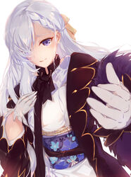  absurdres azur_lane belfast_(azur_lane) belfast_(folded_fascination)_(azur_lane) commentary feather_boa female floral_print gloves hair_over_one_eye highres japanese_clothes kimono light_purple_hair long_hair official_alternate_costume purple_eyes sash shika_(shika0) simple_background solo white_background white_gloves white_kimono 