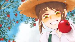  :d apple blush brown_hair cloud day emma_woods female food freckles fruit gloves green_eyes gremlintot hat highres holding holding_food holding_fruit identity_v looking_at_viewer open_mouth outdoors short_hair smile solo straw_hat sun_hat upper_body white_gloves 