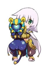  animal arakuma_(wildbearsan) cape chibi commentary_request cosplay fate/grand_order fate_(series) female green_eyes holding holding_animal jack_the_ripper_(fate/apocrypha) jewelry ozymandias_(fate) ozymandias_(fate)_(cosplay) scar scar_across_eye scar_on_face smile solo sphinx_awlad white_background white_hair 