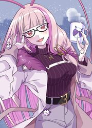  antenna_hair arthropod_girl belt black-framed_eyewear black_belt breasts cleavage cleavage_cutout clothing_cutout coat cockroach_girl cup fangs female fur-trimmed_coat fur_trim glasses highres holding holding_cup large_breasts long_coat long_hair looking_at_viewer matara_kan matara_kan_(casual) mole mole_on_breast momo_(matara_kan) monster_girl multicolored_hair open_mouth pants pink_hair purple_sweater red_eyes saraemiii_en side_ponytail skinny_jeans smile streaked_hair sweater turtleneck turtleneck_sweater very_long_hair virtual_youtuber vshojo white_coat white_pants 