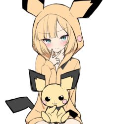  animal_ears blonde_hair blue_eyes blunt_bangs blush commentary_request cosplay cowboy_shot crossover fake_animal_ears fate/grand_order fate_(series) female hood hoodie inward_v kamu_(geeenius) lolicon looking_at_viewer lord_el-melloi_ii_case_files pichu pichu_(cosplay) pokemon pokemon_(creature) pokemon_ears reines_el-melloi_archisorte short_hair smile tail v white_background 