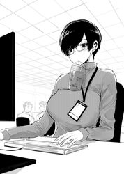  badge breasts bubble_tea bubble_tea_challenge commentary computer_keyboard desk drinking drinking_straw earrings english_commentary female glasses greyscale highres id_card indoors jewelry lanyard large_breasts monitor monochrome multitasking norman_maggot office office_lady olive_laurentia original pixie_cut short_hair sitting solo sweater turtleneck turtleneck_sweater 