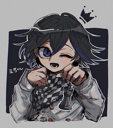  1boy ;d bad_id bad_pixiv_id black_hair buttons checkered_clothes checkered_scarf commentary cropped_torso crown danganronpa_(series) danganronpa_v3:_killing_harmony double-breasted flipped_hair gradient_hair grey_background grey_jacket hair_between_eyes hands_up jacket kara_aren long_sleeves lower_teeth_only male_focus multicolored_hair oma_kokichi one_eye_closed open_mouth purple_eyes purple_hair scarf short_hair smile solo straitjacket teeth translated two-tone_hair upper_body 