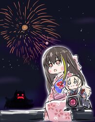  2girls :3 blue_kimono blush_stickers brown_hair chibi chika_(keiin) commentary_request dinergate_(girls&#039;_frontline) fireworks girls&#039;_frontline green_hair hair_between_eyes hand_fan headgear highres holding holding_fan japanese_clothes kimono long_hair m4_sopmod_ii_giant m4_sopmod_ii_jr m4a1_(girls&#039;_frontline) mecha multicolored_hair multiple_girls night non-humanoid_robot o_o pink_kimono robot sangvis_ferri sitting streaked_hair 