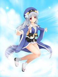  bad_id bad_pixiv_id copyright_request female grey_hair hat highres long_hair red_eyes solo tenyoshi_(briansept) 