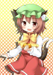  animal_ears blush brown_eyes brown_hair cat_ears cat_tail chen commentary_request cowboy_shot earrings female food fruit gradient_background hat highres jewelry looking_at_viewer mob_cap multiple_tails orange_(fruit) polka_dot polka_dot_background short_hair single_earring smile solo tail touhou yuyumi_(yuurei) 