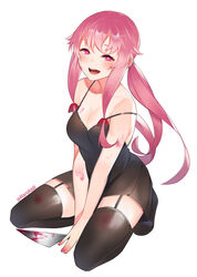  artist_name bare_shoulders black_dress black_thighhighs blood blush breasts cleavage commentary dress female gasai_yuno harukagi knife large_breasts long_hair looking_at_viewer mirai_nikki pink_eyes pink_hair red_eyes simple_background smile solo thighhighs twintails white_background yandere 