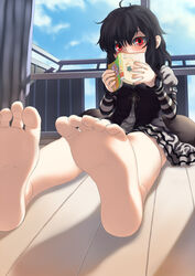  aratagawa_nikei barefoot black_hair blush book commentary_request feet female foot_focus foreshortening holding holding_book kirishima_sagiri open_book reading red_eyes sitting soles solo striped toes ukagaka 