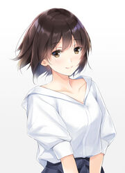  breasts brown_eyes brown_hair commentary female highres looking_at_viewer medium_breasts nayuta69 original shirt shirt_tug short_hair simple_background smile solo upper_body white_background white_shirt 