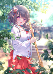  :d absurdres bamboo_broom blunt_bangs blurry blurry_background branch brooch broom commentary_request dappled_sunlight day female floating_hair grey_hair hair_ornament hakama hakama_short_skirt hakama_skirt highres holding holding_broom japanese_clothes jewelry kimono leaf looking_at_viewer miko neck_ribbon open_mouth original outdoors red_eyes red_hakama red_ribbon ribbon shrine signature skirt smile solo stairs standing sunlight white_kimono wide_sleeves yuyuko_(yuyucocco) 