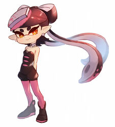  +_+ ankle_boots arms_behind_head artist_name black_footwear black_hair black_jumpsuit boots callie_(splatoon) closed_mouth commentary coula_cat detached_collar earrings fading female food food_on_head full_body gloves highres inkling jewelry jumpsuit long_hair looking_at_viewer mole mole_under_eye multicolored_hair object_on_head pantyhose pointy_ears purple_hair purple_pantyhose short_jumpsuit signature simple_background smile solo splatoon_(series) splatoon_1 standing strapless sushi tentacle_hair two-tone_hair white_background wind 