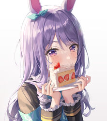  absurdres aibek animal_ears aqua_ribbon bad_id bad_twitter_id blush cake commentary_request ear_ribbon female food food_on_face gradient_background grey_background hands_up highres holding horse_ears horse_girl long_hair looking_at_viewer mejiro_mcqueen_(umamusume) purple_eyes purple_hair ribbon solo umamusume unfinished upper_body white_background 