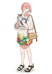  2020_summer_olympics alternate_costume bad_id bad_pixiv_id bag blue_hair chinese_commentary clothes_writing colored_inner_hair commentary copyright_name cup disposable_cup drink drinking_straw fate/grand_order fate_(series) female full_body gucci hair_over_one_eye highres holding holding_cup mash_kyrielight multicolored_hair olympic_rings olympics one_eye_covered pink_hair purple_eyes rei_(guaidaou8) sandals shirt short_hair shoulder_bag simple_background solo standing toeless_footwear white_background white_shirt 