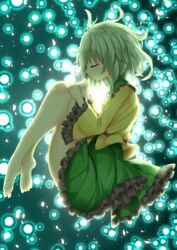  absurdres barefoot blouse breasts closed_eyes closed_mouth crystal danmaku female flying frills green_hair green_skirt green_theme hair_between_eyes highres jewelry komeiji_koishi light long_sleeves medium_breasts no_headwear profile shadow shirt short_hair skirt solo subterranean_animism suigetsu_(watermoon-910) touhou wide_sleeves yellow_shirt 