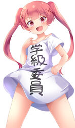  :d absurdres aru_(arudes) blush clothes_writing collarbone cosplay female hair_ornament hand_up happy highres jahy jahy-sama_wa_kujikenai! jahy_(cosplay) long_hair looking_at_viewer oerba_yun_fang open_mouth red_eyes red_hair shirt short_sleeves simple_background skin_fang smile solo standing tanemura_koyori translation_request twintails watashi_ni_tenshi_ga_maiorita! white_background white_shirt x_hair_ornament 