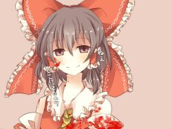  ascot bad_id bad_pixiv_id blood blood_on_clothes blood_on_face blush bow brown_eyes brown_hair detached_sleeves dress female hair_tubes hairbow hakurei_reimu highres pasutel photoshop_(medium) red_bow red_dress simple_background smile solo touhou translated yandere 