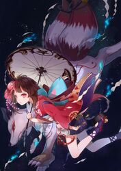  :/ arm_at_side brown_hair closed_mouth commentary_request female fish_hair_ornament from_side goryou_(onmyoji) hair_ornament holding holding_umbrella ichiya_boshi japanese_clothes kagura_(onmyoji) kanzashi kimono kitsune legs_up long_sleeves mask multiple_tails obi oil-paper_umbrella onmyoji parasol platform_footwear profile purple_legwear red_eyes sash short_hair tail toeless_legwear tsumami_kanzashi umbrella wide_sleeves 