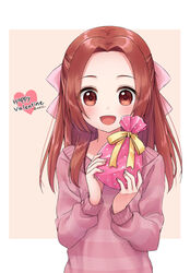  :d aikatsu!_(series) aikatsu_on_parade! bad_id bad_pixiv_id blush bow brown_background brown_eyes brown_hair brown_shirt commentary_request female forehead gift hairbow hands_up happy_valentine heart holding holding_gift long_hair long_sleeves looking_at_viewer open_mouth otoshiro_noel parted_bangs partial_commentary pink_bow shirt smile solo striped_clothes striped_shirt twitter_username two-tone_background upper_body valentine white_background yellow_bow yumoran 