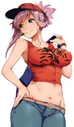  absurdres bag belt between_breasts blue_eyes blush breasts casual commentary_request cowboy_shot crop_top denim earrings eyewear_hang fate/grand_order fate_(series) female groin hair_ornament hand_on_own_hip hat highres holding holding_bag impossible_clothes jeans jewelry large_breasts long_hair looking_away midriff miyamoto_musashi_(fate) miyamoto_musashi_(traveling_outfit)_(fate) mouth_hold navel pants pink_hair ponytail red_hat red_tank_top sidelocks simple_background smile solo stomach sunglasses tank_top tokiwa_midori_(kyokutou_funamushi) unworn_eyewear watch white_background 