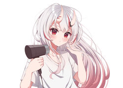  absurdres blush closed_mouth commentary_request female floating_hair gradient_hair hair_dryer highres holding holding_hair_dryer hololive horns karashi_(asarikarasi) long_hair looking_at_viewer multicolored_hair nakiri_ayame red_eyes red_hair shirt short_sleeves simple_background skin-covered_horns solo streaked_hair upper_body virtual_youtuber white_background white_hair white_shirt 