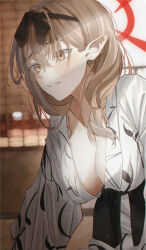  black_hairband black_sash blue_archive blush breasts brown_eyes brown_hair chinatsu_(blue_archive) chinatsu_(hot_spring)_(blue_archive) commentary_request female hair_over_shoulder hairband halo highres japanese_clothes kangshi kimono large_breasts long_hair looking_ahead official_alternate_costume official_alternate_hairstyle parted_lips pointy_ears red_halo sash solo very_long_hair white_kimono 