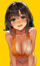  bare_shoulders blue_eyes blush breasts brown_hair cleavage collarbone commentary female floral_print highres kekemotsu large_breasts leaning_forward looking_at_viewer medium_hair one-piece_swimsuit open_mouth orange_one-piece_swimsuit original smile solo swimsuit two-tone_swimsuit white_one-piece_swimsuit yellow_background 