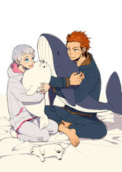  2boys barefoot bear blue_eyes blush commentary_request dethmath free! grey_hair hood hoodie male_focus mikoshiba_seijuurou mole mole_under_eye multiple_boys nitori_aiichirou open_mouth orange_hair polar_bear red_hair seal_(animal) smile whale yellow_eyes 