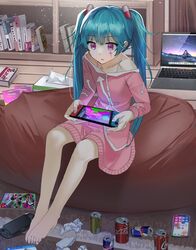  aqua_hair arrow_(symbol) arrow_print barefoot beanie book bookshelf can cellphone coca-cola collarbone commentary computer crumpled_paper facial_tattoo feet female geisha-geisha- hair_ornament handheld_game_console hat hatsune_miku high_fever_(module) holding holding_handheld_game_console indoors laptop long_hair macbook miniskirt nintendo_switch parted_lips phone pill pink_eyes pink_shirt pink_skirt red_bull room shirt sitting skirt slow_motion_(vocaloid) smartphone solo spaghetti_strap splatoon_(series) splatoon_2 tattoo toenails toes twintails very_long_hair vocaloid 