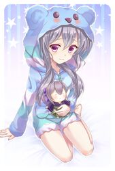  :&lt; bad_id bad_pixiv_id commentary_request doll female girlfriend_(kari) grey_hair kuuron looking_at_viewer shigeto_akiho solo 