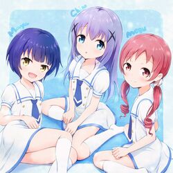  3girls asou_(asabu202) blue_background blue_eyes blue_hair blush character_name chimame-tai commentary_request dress flat_chest gochuumon_wa_usagi_desu_ka? hair_ornament hairclip highres jouga_maya kafuu_chino kneehighs looking_at_viewer multiple_girls natsu_megumi open_mouth red_eyes sailor_collar school_uniform smile socks twintails white_dress white_headwear white_socks x_hair_ornament yellow_eyes 