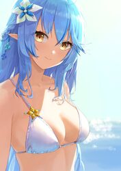  bikini blue_hair blush braid breasts closed_mouth colored_tips commentary elf eyes_visible_through_hair female flower hair_between_eyes hair_flower hair_ornament half_updo highres hololive large_breasts long_hair looking_at_viewer makimaki_makky7 medium_breasts multicolored_hair pointy_ears smile solo streaked_hair string_bikini swimsuit upper_body virtual_youtuber white_bikini white_flower yellow_eyes yukihana_lamy 