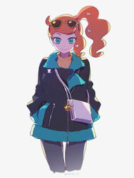  alternate_costume bag closed_mouth commentary_request eyelashes eyewear_on_head female green_eyes hair_ornament handbag hands_in_pockets heart heart_hair_ornament highres long_hair long_sleeves looking_at_viewer mayuzumi orange_hair pokemon pokemon_swsh side_ponytail smile solo sonia_(pokemon) sunglasses white_background zipper_pull_tab 