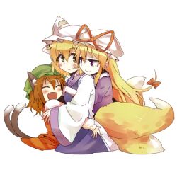  3girls animal_ears bad_link blonde_hair brown_hair cat_ears cat_tail chen closed_eyes fox_tail girl_sandwich hat hug hug_from_behind kiji_(manekinuko-tei) long_hair multiple_girls multiple_tails oerba_yun_fang purple_hair sandwiched short_hair tail touhou yakumo_ran yakumo_yukari yellow_eyes 