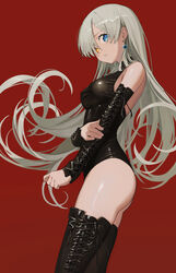  08191224k absurdres bare_shoulders black_footwear blue_eyes boots breasts cross-laced_footwear detached_sleeves earrings elizabeth_liones female from_side grey_hair hair_over_one_eye heterochromia highres jewelry lace-up_boots large_breasts long_hair looking_at_viewer nanatsu_no_taizai red_background simple_background solo thigh_boots yellow_eyes 