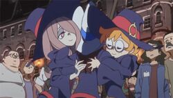  3girls akko_kagari animated animated glasses hair_over_one_eye hug hugging little_witch_academia lotte_yanson multiple_girls sucy_manbabalan witch_hat 