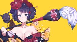  bare_shoulders blue_eyes breasts calligraphy_brush cleavage closed_mouth collarbone fate/grand_order fate_(series) female hair_ornament highres japanese_clothes katsushika_hokusai_(fate) kimono medium_breasts off_shoulder over_shoulder paintbrush purple_hair short_hair simple_background smile solo tokitarou_(fate) upper_body vivid_(key) yellow_background 