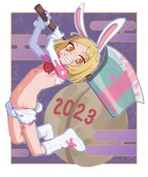  2023 alternate_costume animal_ears ascot axe blonde_hair boots doka_yuki_(tsumorisugi) egasumi fake_animal_ears fake_tail fate/grand_order fate_(series) female flat_chest full_body grin heart highres holding holding_axe looking_at_viewer meme_attire moon navel orange_eyes paul_bunyan_(fate) paul_bunyan_(festival_outfit)_(fate) rabbit_ears rabbit_tail reverse_bunnysuit reverse_outfit sharp_teeth short_hair smile solo tail teeth 