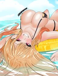  absurdres beach bikini black_bikini blonde_hair blush female floating_hair floral_print gradient_hair gyaru highres kinkandink kitagawa_marin long_hair looking_at_viewer multicolored_hair ocean purple_eyes smile solo sono_bisque_doll_wa_koi_wo_suru swimsuit 