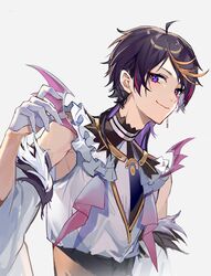  1boy ahoge black_hair closed_mouth detached_sleeves earrings eyelashes fake_wings fingernails frills fur_trim gloves grey_background half_gloves highres jewelry karasu_btk long_eyelashes long_hair male_focus mini_wings multicolored_hair nijisanji nijisanji_en orange_hair purple_eyes purple_hair see-through shu_yamino shu_yamino_(1st_costume) simple_background single_earring smile solo streaked_hair turtleneck upper_body virtual_youtuber white_gloves wide_sleeves wings 