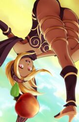  apple ass blonde_hair dark_skin gravity_daze kitten_(gravity_daze) looking_at_viewer lyn_(shunao) midair red_eyes solo 